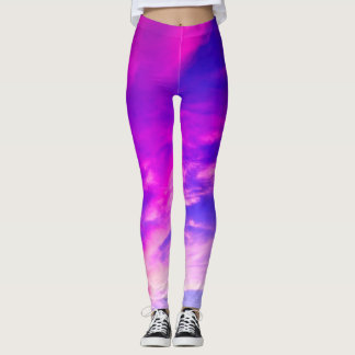 Lila Wolken und Blues Leggings