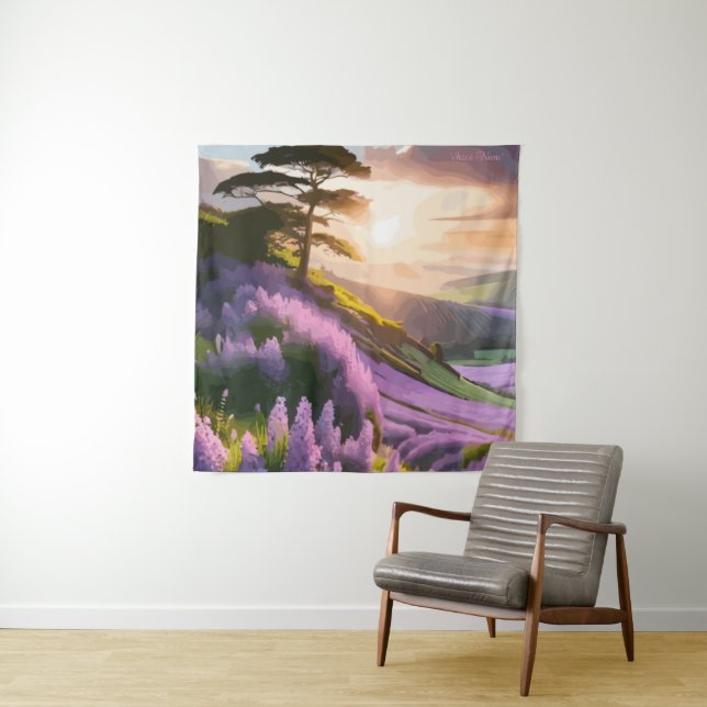 Lilac Blume Bloom on Hill bei Sonnenuntergang Glüh Wandteppich (Beispiel)