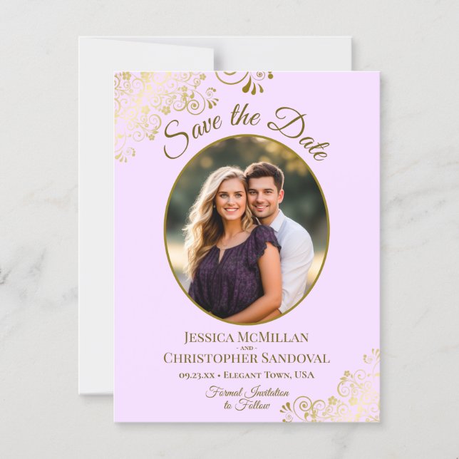 Lilac & Gold Posh Wedding Save the Date Oval Photo Magneteinladung (Vorderseite)