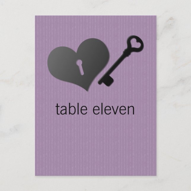 Lilac Heart Lock und Key Table Postcard Postkarte (Vorderseite)