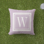 Lilac Monogram Lila und White Classic Square Kissen<br><div class="desc">Entwerfen Sie Ihr eigenes, individuelles Kissen in beliebiger Farbkombination, um sich perfekt mit Ihrer Wohngestaltung in jedem Raum abzustimmen! Verwenden Sie die Entwurfswerkzeuge, um die Hintergrundfarbe und die quadratische Randfarbe zu ändern, oder fügen Sie Ihren eigenen Text hinzu, um einen Namen, eine Monogramm-Initiale oder einen anderen speziellen Text einzufügen. Jedes...</div>