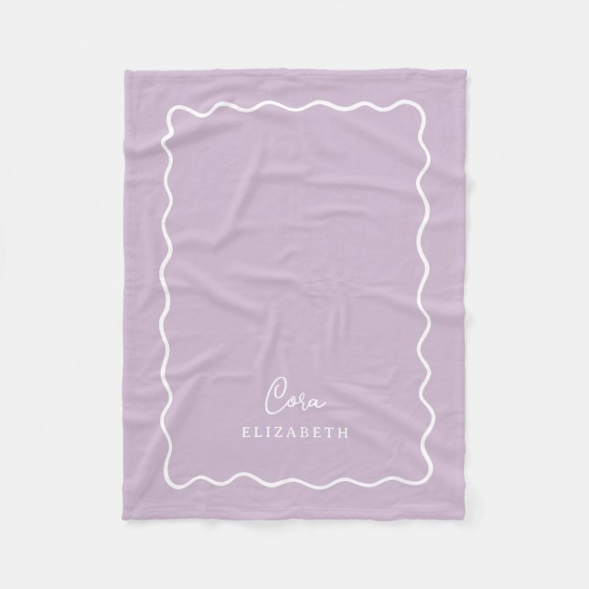 Lilac Purple Wavy Border Monogrammed Fleecedecke (Vorderseite)