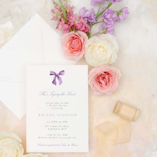 Lilac She zähmt das Brautparty des Knotens Bow Einladung (Von Creator hochgeladen)