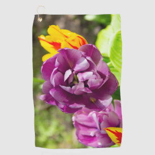 Lilac tulips an einem sonnigen Tag Golfhandtuch