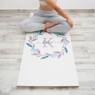 Lilac Watercolor Floral Wreath Monogramm Yogamatte