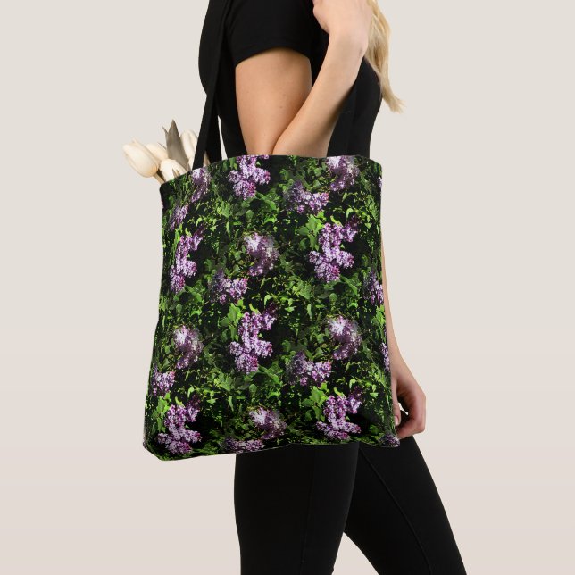 Lilacs...... (Von Nahem)