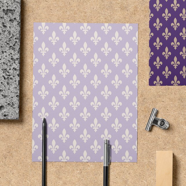 Lilie Pattern, Französisch, Royal, Cream, Lila Flyer (Von Creator hochgeladen)