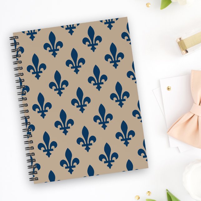 Lilie Pattern, Royal French Blue on Cream Notizblock (Von Creator hochgeladen)