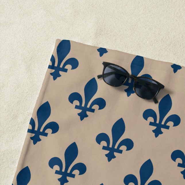 Lilie Pattern, Royal French Blue on Cream Strandtuch (Beispiel)