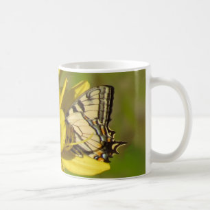 Lilien-Liebhaber - Schmetterling auf Taglilien Tasse