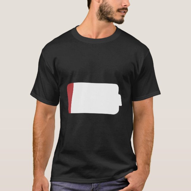 Lilith's Low Battery The Owl T-Shirt (Vorderseite)