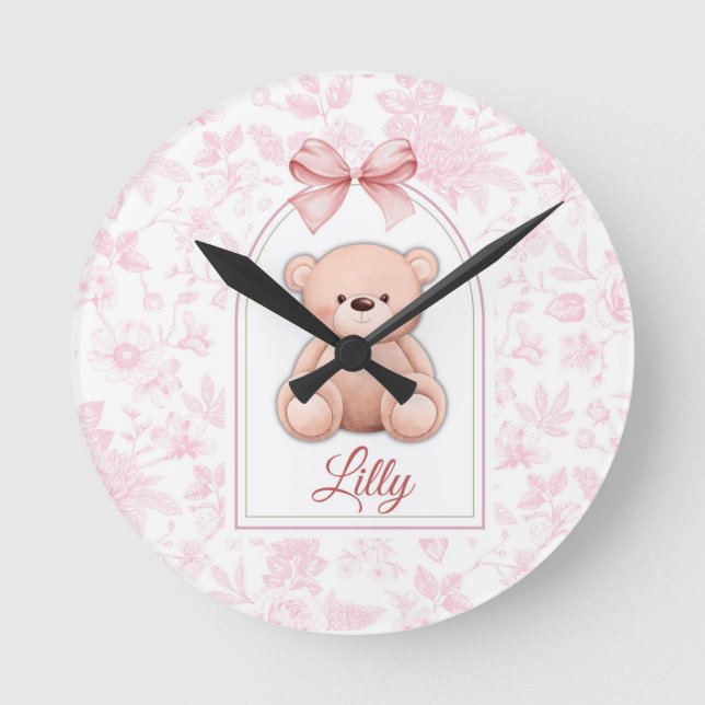 Lilly | Benutzerdefiniertes rosa Teddy-Bär-Kinderz Runde Wanduhr (Vorderseite)