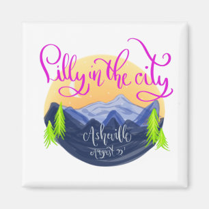 Lilly in der Stadt - Keramik von Asheville Magnet