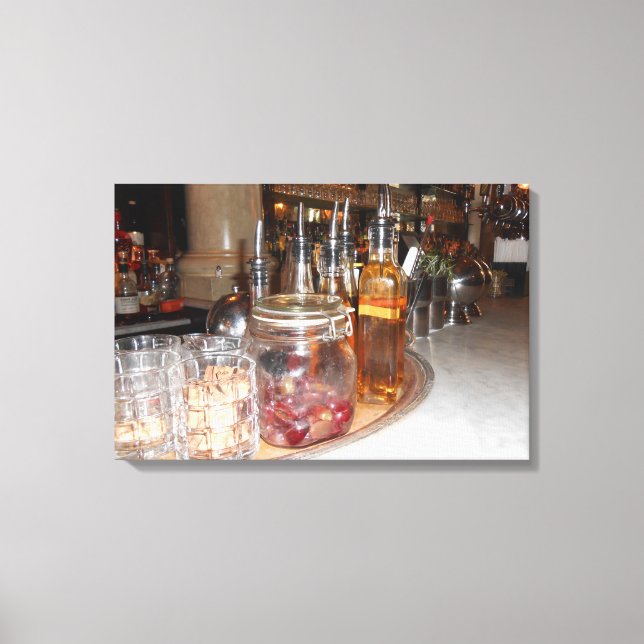 Lily Bar Leinwanddruck (Vorderseite)