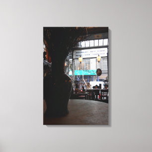 Lily Bar Leinwanddruck