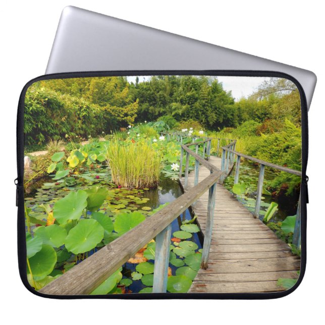 Lily Pond Laptop Sleeve (Vorderseite)