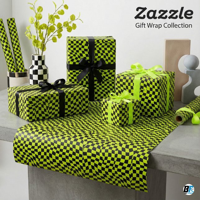 Lime Green Black Warped Checkerboard Trippy Patter Geschenkpapier (Von Creator hochgeladen)