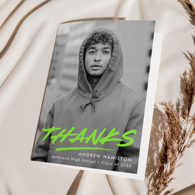 Lime Green Dashed Modern Foto Abschluss Dankeskarte (Von Creator hochgeladen)