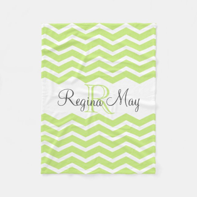 Lime Green Grey Monogram Name Keepake Zickzack Fleecedecke (Vorderseite)