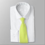 Lime to Lemon Gradient Krawatte<br><div class="desc">Refresh your look with the "Lime to Lemon Gradient Tie, " a vibrant ombre masterpiece that glides from sunny lemon yellow to invigorating lime green, infusing your outfits with a burst of tropical energy and modern flair. Ideal for summer weddings, casual brunches, or injecting vitality into business casual, this custom...</div>