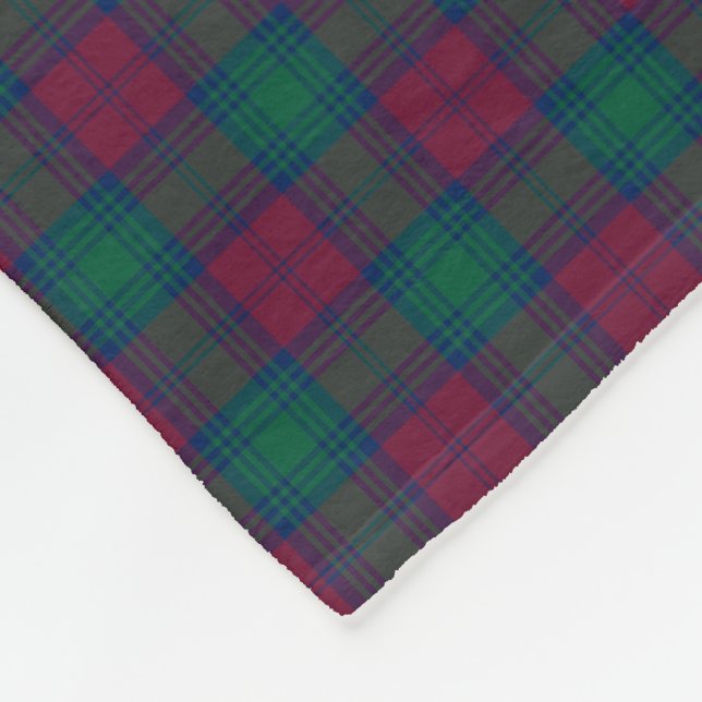 Lindsay Clan Maroon und Green Tartan Fleecedecke (Ecke)