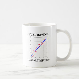 Lineare Gedanken (Notfall-Spaß) gerade, habend Kaffeetasse