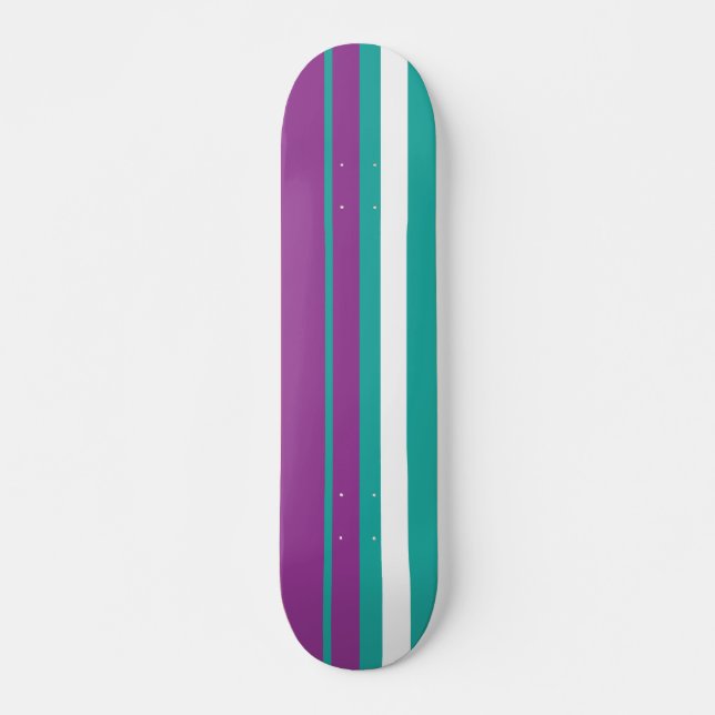 Lined Deck Skateboard (Vorne)