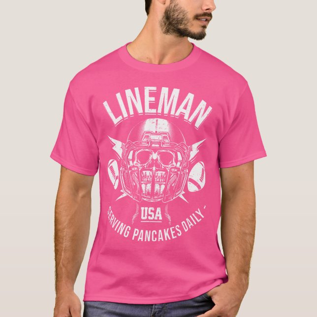 Lineman Serving Pancakes Daily Football Offensive T-Shirt (Vorderseite)