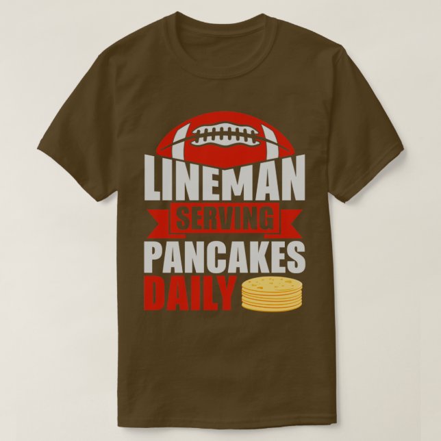 Lineman serving Pancakes Daily T-Shirt (Design vorne)
