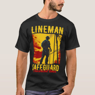 Lineman sichert elektrische Leitungen T-Shirt