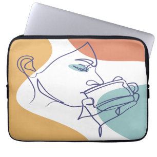 Liniendruckplakat einer Frau, die Kaffee trinkt  Laptopschutzhülle