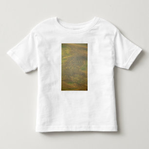 Linsen-Erbsen in Schwaden gelegt und warten auf di Kleinkind T-shirt