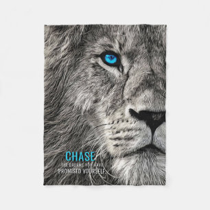 Lion Chase Your Dreams Fleecedecke