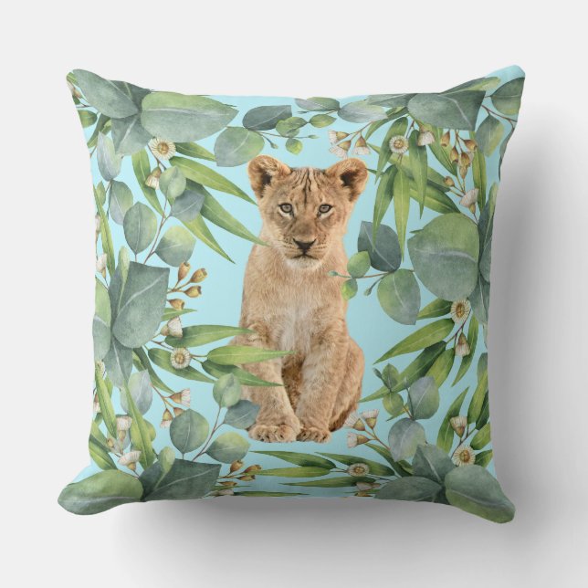 Lion Cub Aquamarin Tropenwald Monogram Kissen (Vorderseite)