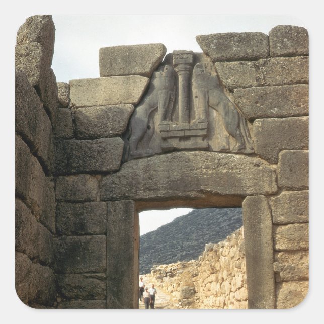 Lion Gate über dem Eingang Quadratischer Aufkleber (Vorderseite)