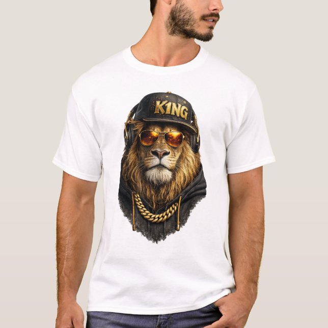Lion King Streetwear T-Shirt – Urban Royal Design (Vorderseite)