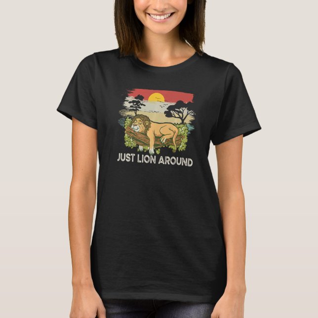 Lion Pun Tired Lion T-Shirt (Vorderseite)
