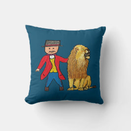 Lion Taming Kissen
