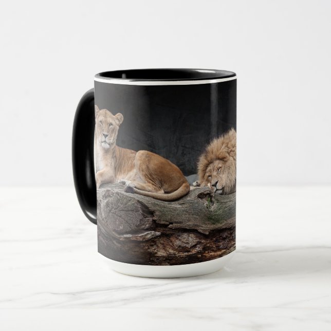 Lion Tasse (Vorderseite Links)