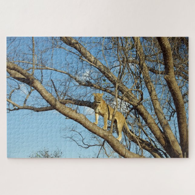 Lioness in einem Baum Puzzle (Horizontal)