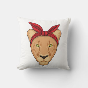 Lioness mit Bandana Kissen