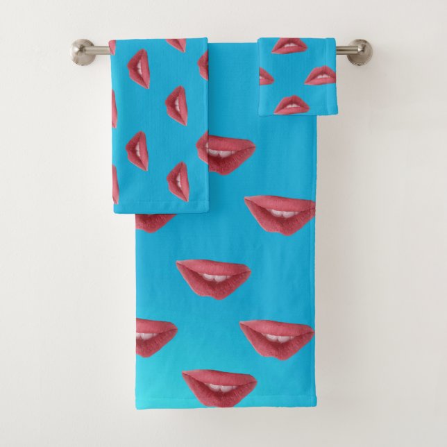 Lippen und blauer Hintergrund Badhandtuch Set (Insitu)