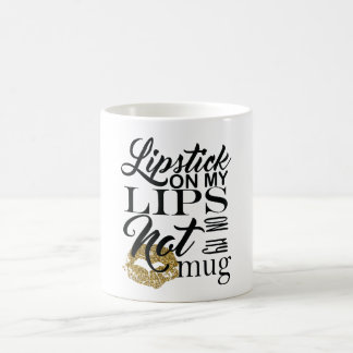Lippenstift auf meinen Lippen nicht auf meiner Kaffeetasse