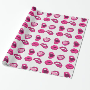 Lippenstift Lippen Hot Pink auf Silber Grau Gesche Geschenkpapier