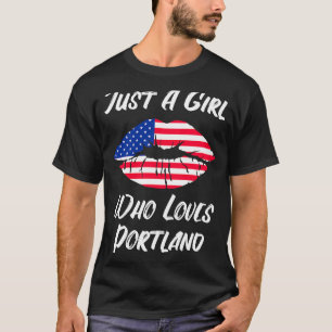 Lips Mouth Liebe American Flag Portland T-Shirt
