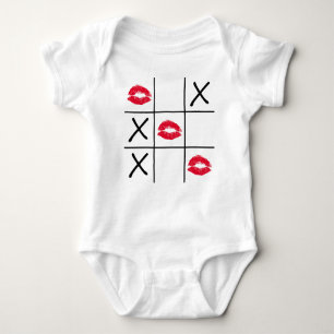Lips Tic Tac Toe Baby Strampler