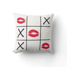 Lips Tic Tac Toe