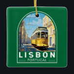 Lissabon Gelbe Straßenbahn Vintag Keramikornament<br><div class="desc">Lissabon Retrovektor-Reisedesign in einem Emblem-Stil. Eine blühende Hafenstadt an der Mündung des Tagus,  bekannt für ihre alten pastellfarbenen Gebäude.</div>