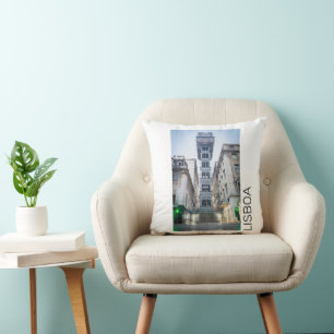 Lissabon in Portugal mit Retro-Aufzug-Souvenir Kissen
