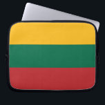 Litauen-Flagge Laptop-Sieb Laptopschutzhülle<br><div class="desc">Schützen Sie Ihren Laptop stilvoll mit diesem exklusiven Laptop-Ärmel mit der lebendigen Flagge Litauens! Dieser Laptop-Ärmel ist nicht nur ein Schutzhandschuh, sondern wurde sowohl mit Funktionalität als auch mit nationalem Stolz gestaltet. Das beeindruckende litauische Flaggendesign vereint Gelb, Grün und Rot in einer farbenfrohen Darstellung des litauischen Erbes. Ob unterwegs oder...</div>